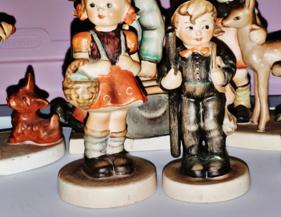 Rare collectable figurines . - Picture 8 of 12